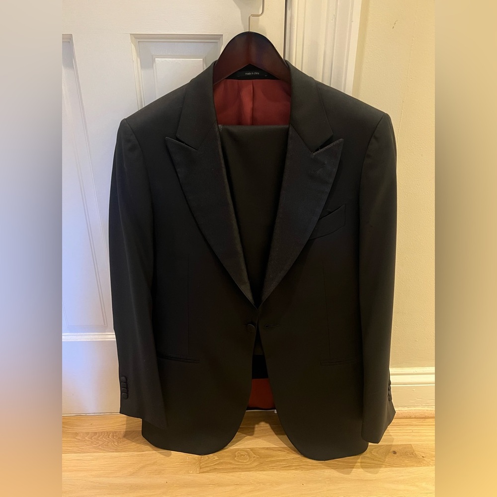 Classic Black Men's Tuxedo
